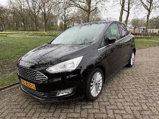 Auto incidentate Ford C-Max  2015/1
