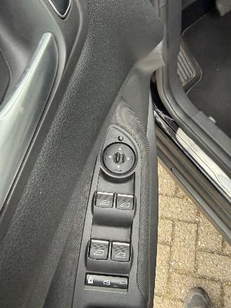 Ford C-Max  picture 14