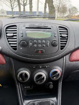 Hyundai I-10  picture 17