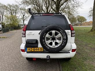 Toyota Landcruiser PRADO picture 4