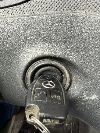 Mercedes Vito 113 CDI picture 14