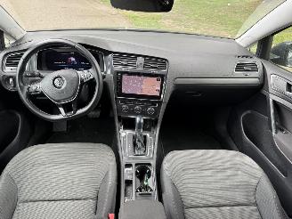 Volkswagen e-Golf  picture 16