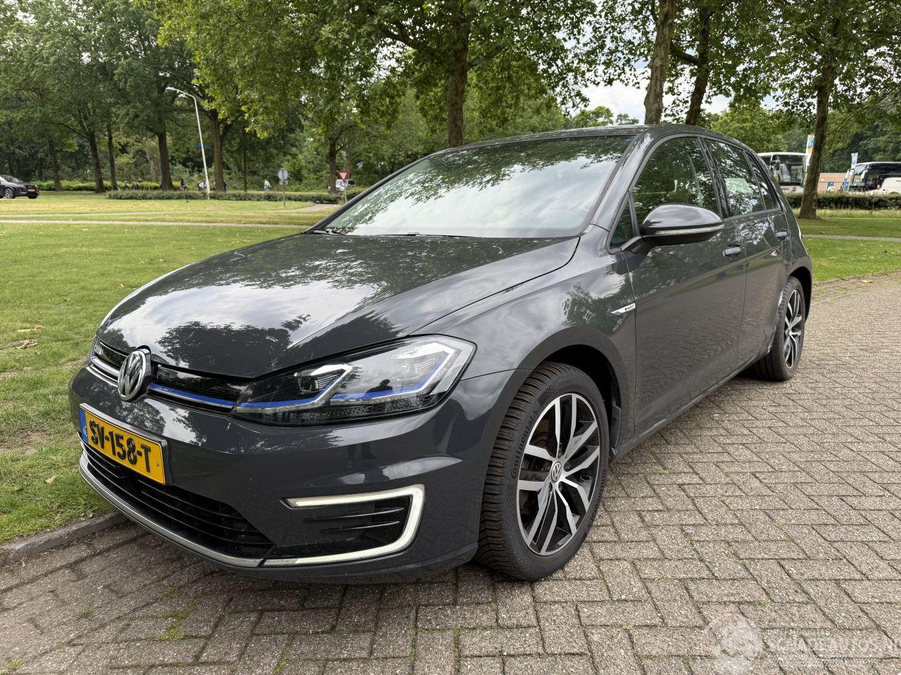 Volkswagen e-Golf 