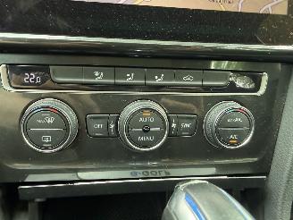 Volkswagen e-Golf  picture 21