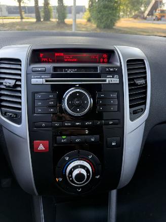 Kia Venga  picture 13