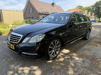 skadebil auto Mercedes E-klasse  2011/1
