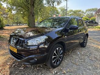 uszkodzony samochody osobowe Nissan Qashqai  2011/1