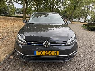 Volkswagen Golf  picture 8