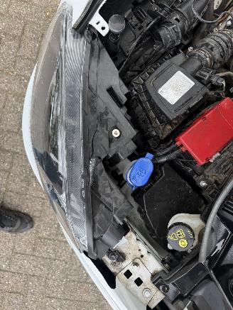 Ford Transit COURIER picture 16