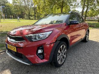 Vaurioauto  passenger cars Kia Stonic  2020/1