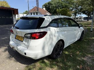 Opel Astra SPORTS TOURER+ picture 5