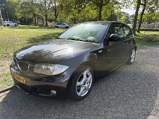 krockskadad bil auto BMW 1-serie  2009/1