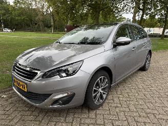 skadebil auto Peugeot 308  2015/1