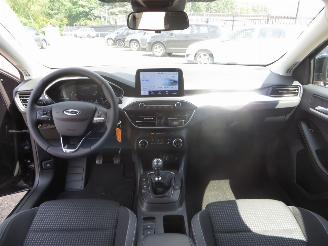 Ford Focus 1.0 ECOBOOST HYBRID TREND picture 12