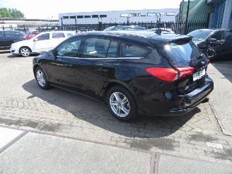 Ford Focus 1.0 ECOBOOST HYBRID TREND picture 6