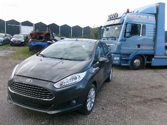 damaged passenger cars Ford Fiesta 1.0 Titanium 5 Drs 2016/3