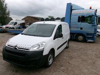 Avarii auto utilitare Citroën Berlingo 1.6 HDI Comfort 2017/12