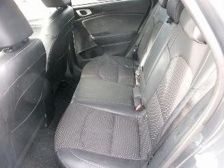Kia Cee d 1.0 Break Lounge picture 24