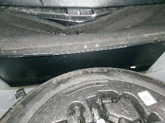 Kia Cee d 1.0 Break Lounge picture 32