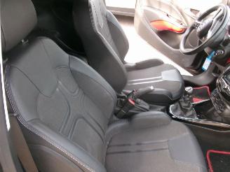 Opel Adam 1.2 Glam picture 4