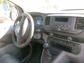 Toyota Proace 2.0 D Comfort picture 29