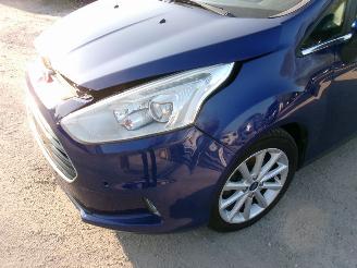 Ford B-Max 1.0 Titanium picture 6