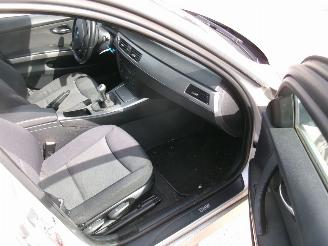 BMW 3-serie 318I picture 15