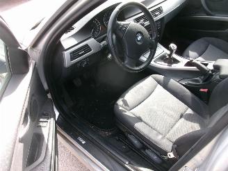 BMW 3-serie 318I picture 14