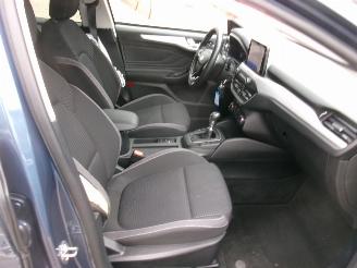 Ford Focus 1.5 Tdci  Break Cool & Connect picture 21