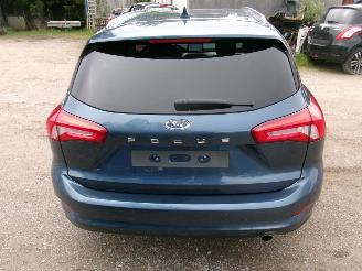Ford Focus 1.5 Tdci  Break Cool & Connect picture 17