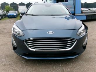 Ford Focus 1.5 Tdci  Break Cool & Connect picture 10