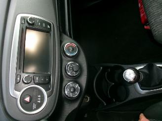 Toyota Yaris 1.3 Comfort 5Drs picture 33