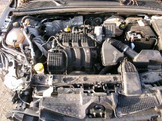 Renault Clio 1.0 Limited picture 12