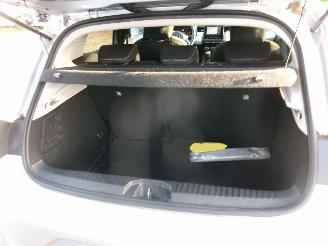 Renault Clio 1.0 Limited picture 28