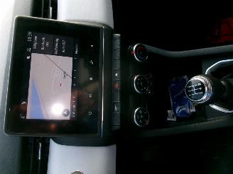 Renault Clio 1.0 Limited picture 30