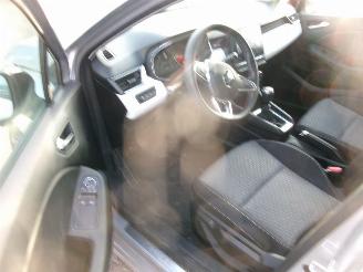 Renault Clio 1.0 Limited picture 20