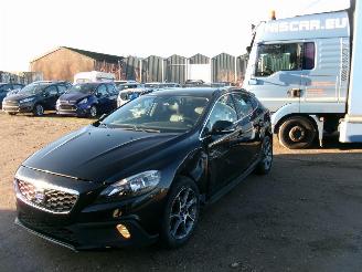 Uttjänta bilar auto Volvo V-40 1.6 D - Cross Country 2014/10