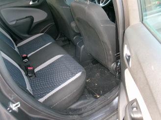 Opel Crossland 1.2 - 120 Jahre Edition picture 15