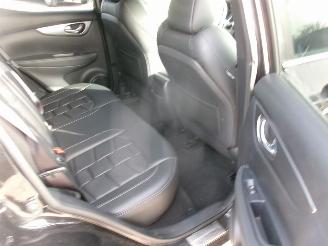 Nissan Qashqai 1.2 Tekna picture 24