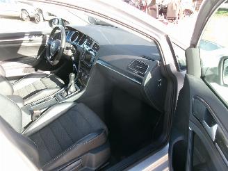 Volkswagen Golf 1.4 Highline 5 Drs picture 24