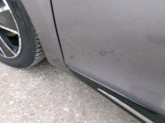 Renault Clio 0.9 Comfort 5 Drs picture 11