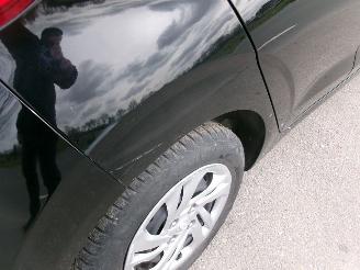Hyundai I-10 1.0 Twist picture 8