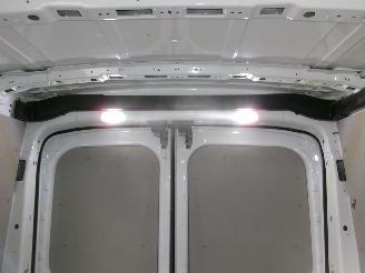 Ford Transit Custom 2.0 D Bestelwagen Trend - Hoog picture 17