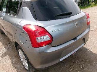 Suzuki Swift 1.2 Comfort 5 Drs HB picture 15