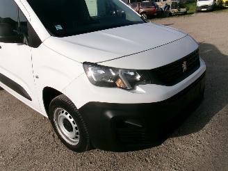 Peugeot Partner 1.5 D Pro Bestelwagen picture 8