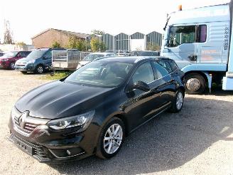 Unfallwagen Renault Mégane Grandtour 1.5 Dci Corporate 2017/4