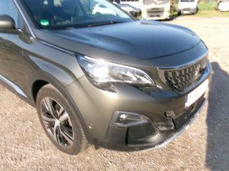 Peugeot 3008 1.2 Allure picture 9