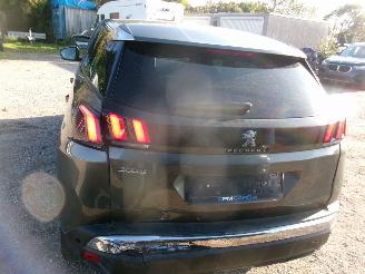 Peugeot 3008 1.2 Allure picture 11