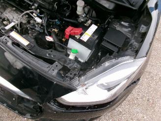 Suzuki Swift 1.2 Comfort Hybride picture 9