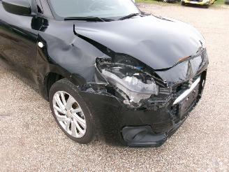 Suzuki Swift 1.2 Comfort Hybride picture 8